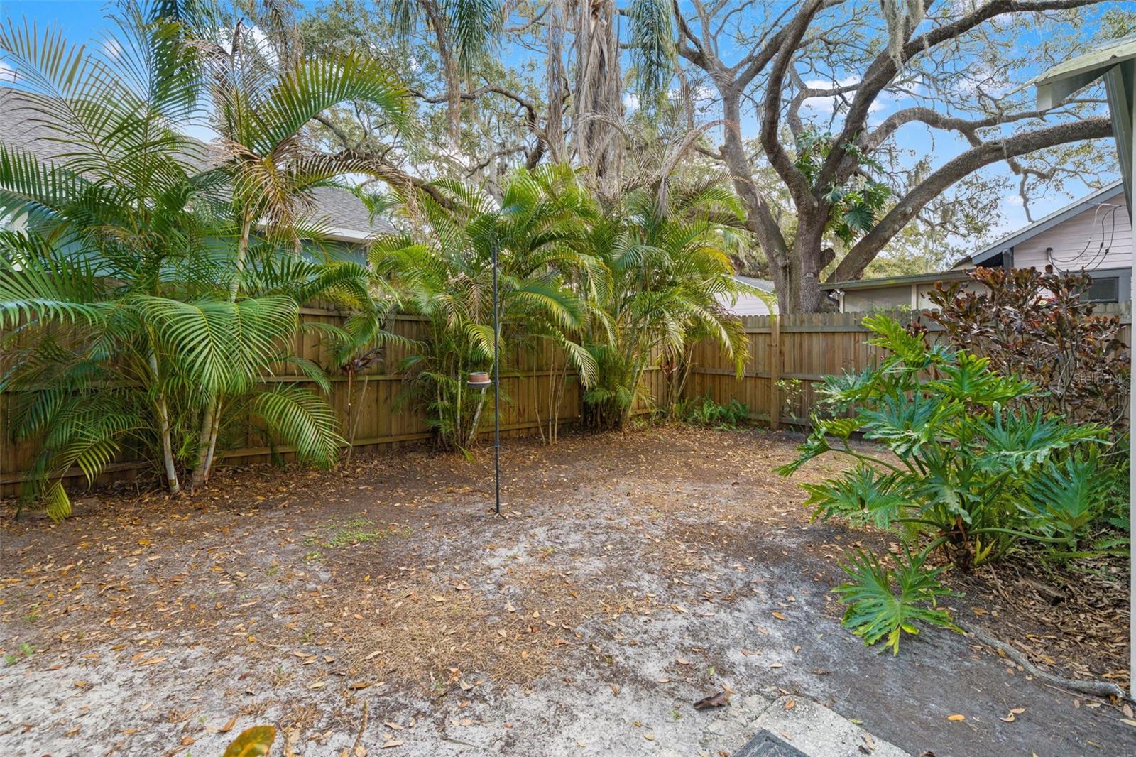 816 W Idlewild Ave Property Photo 23
