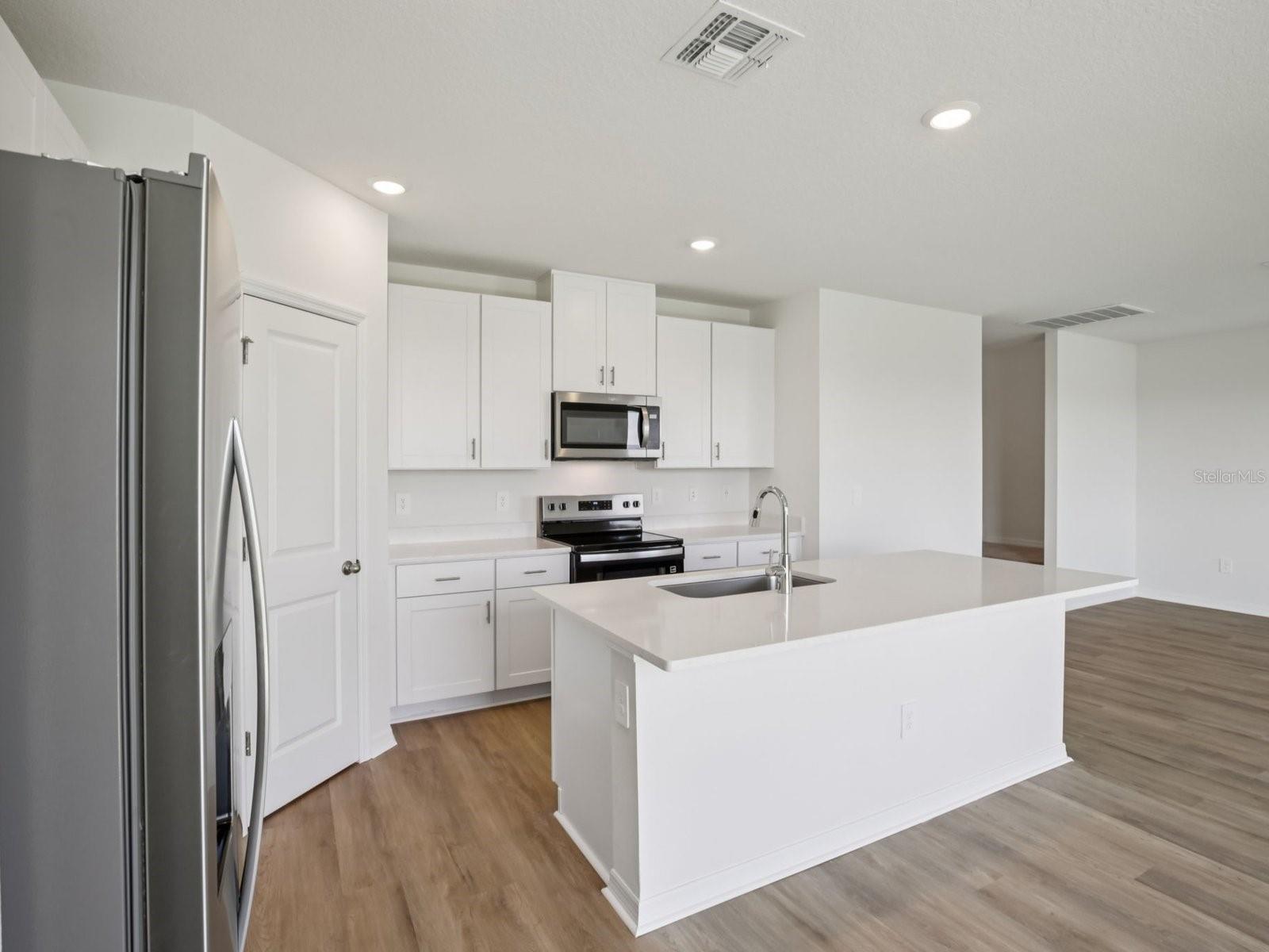 11316 Bellewood Ter Property Photo 6