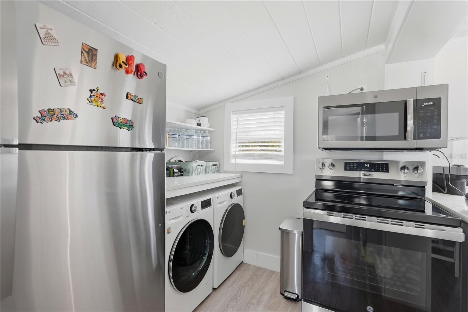 15424 2nd St E Property Photo 10