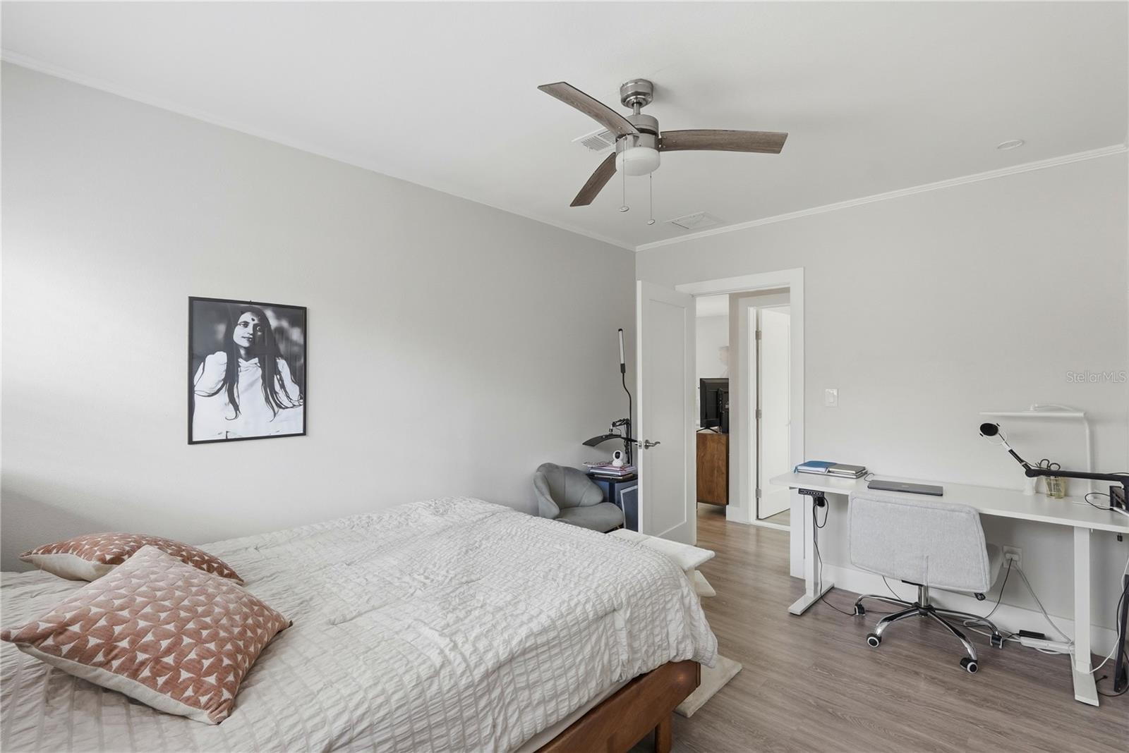 15424 2nd St E Property Photo 17