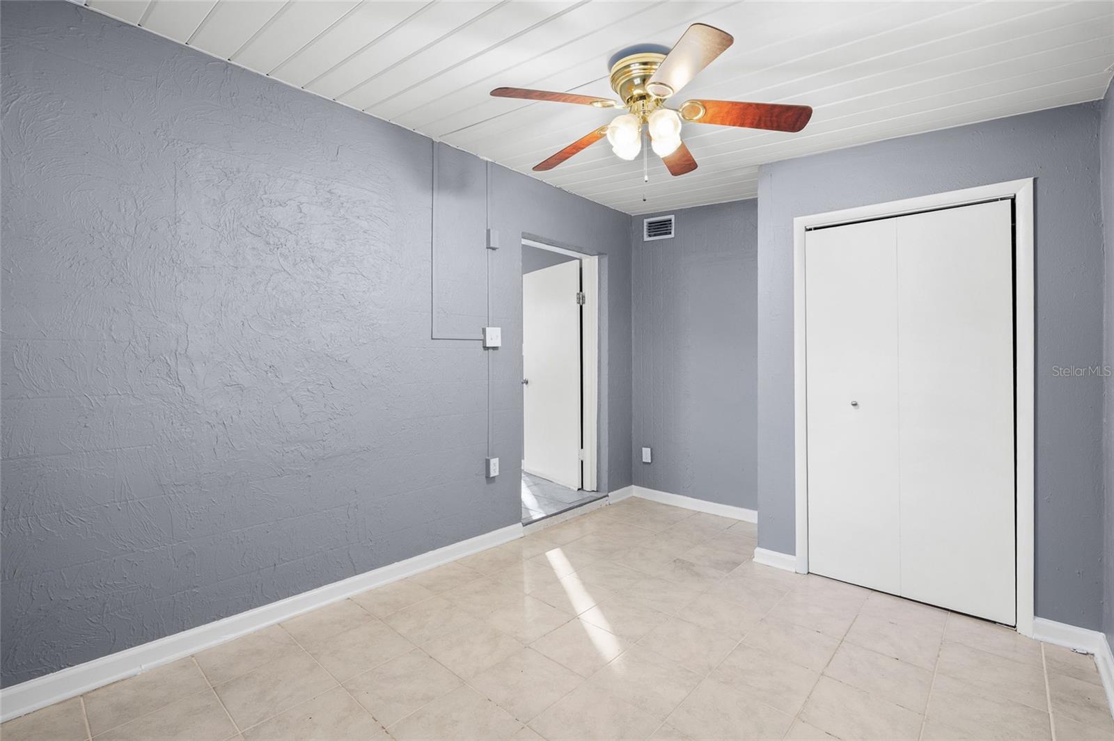3611 W Anderson Ave Property Photo 13