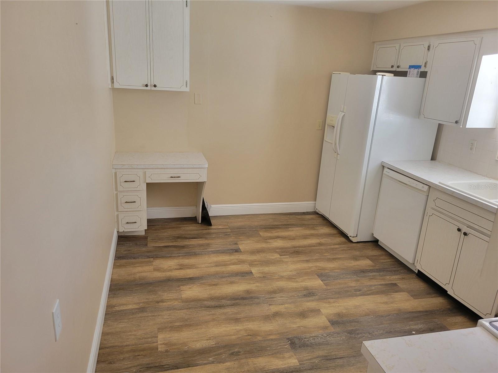 7530 Judith Crescent Cres Property Photo 4