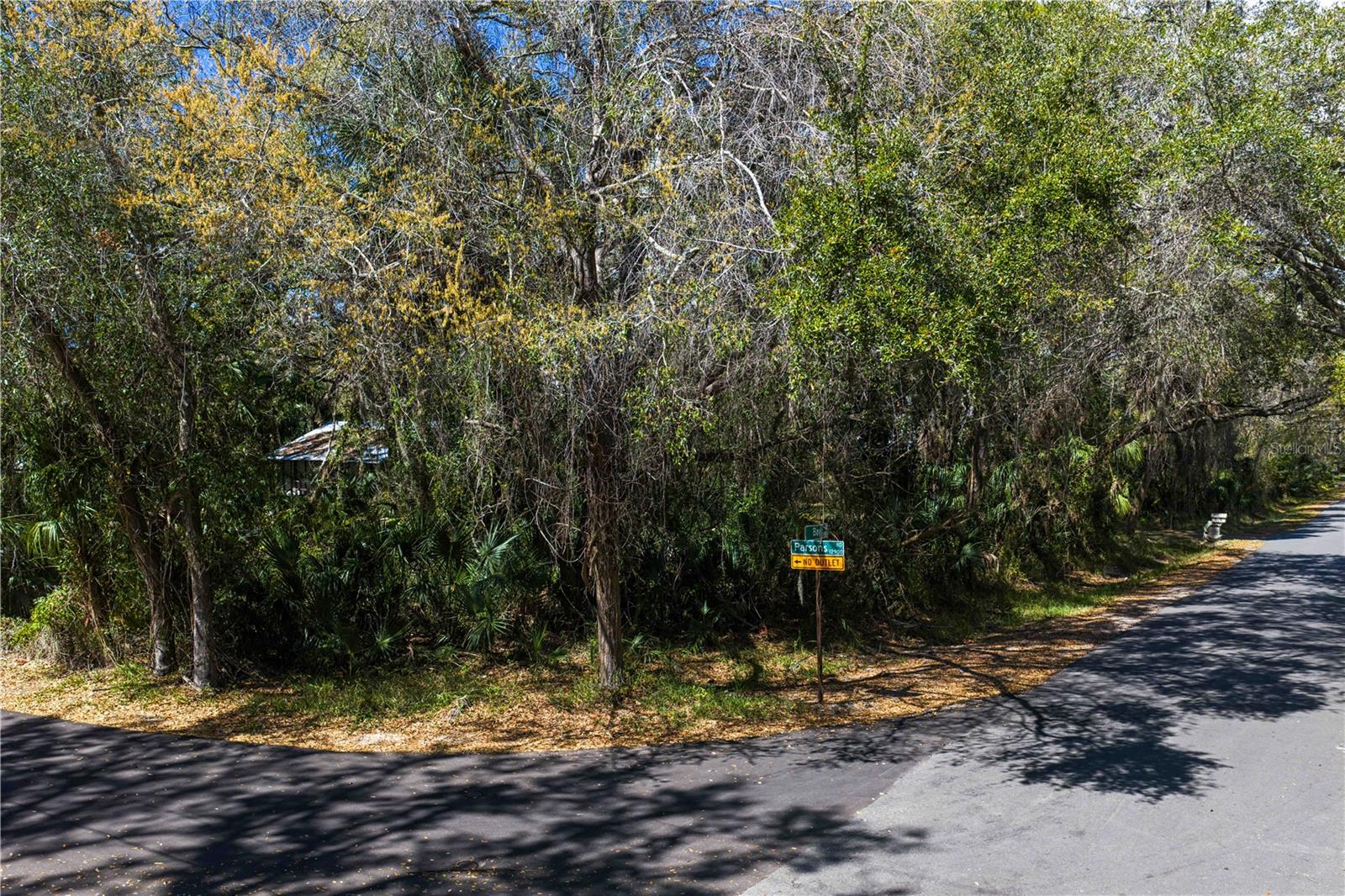 8004 Bay Dr Property Photo 2