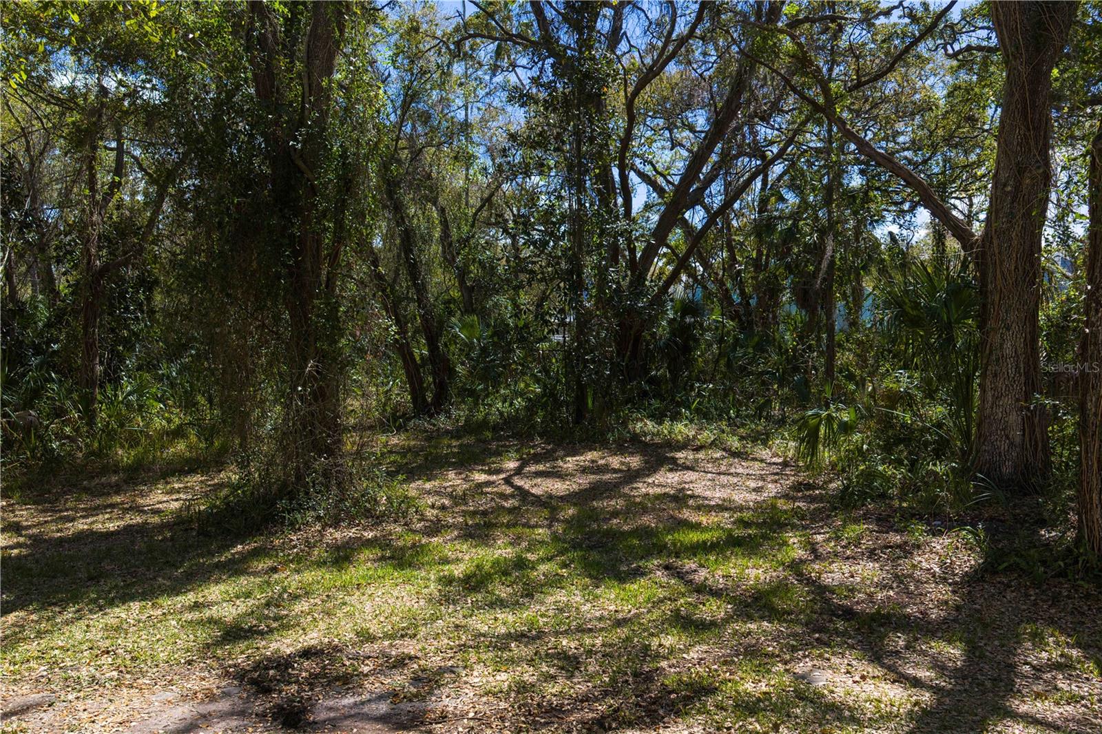 8004 Bay Dr Property Photo 12