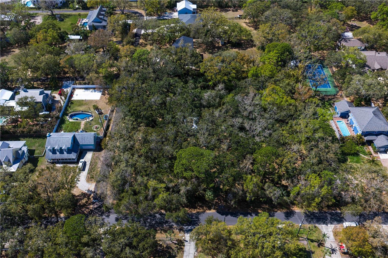 8004 Bay Dr Property Photo 31