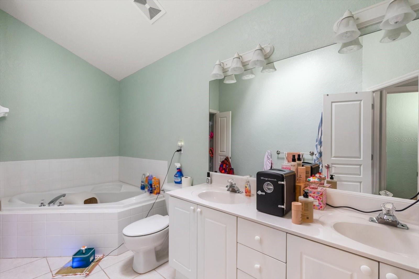 108 Brent Cir Property Photo 14