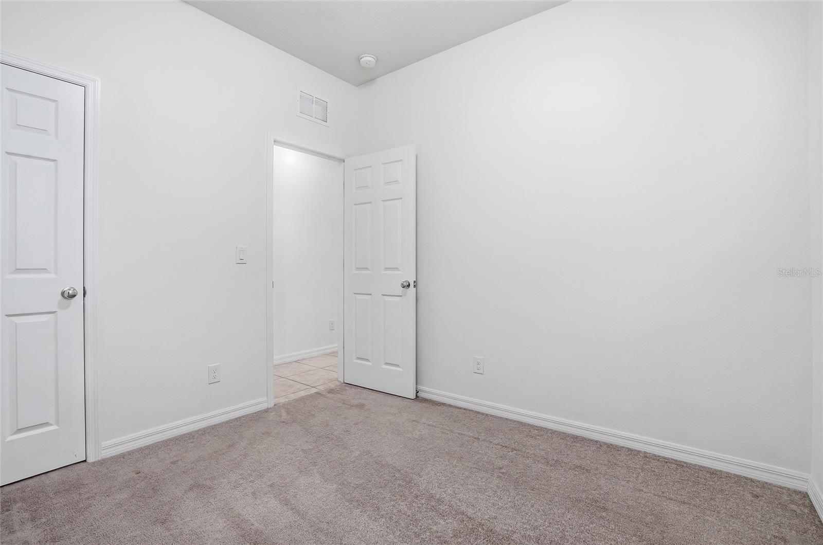 1724 Passage Key Ln Property Photo 22