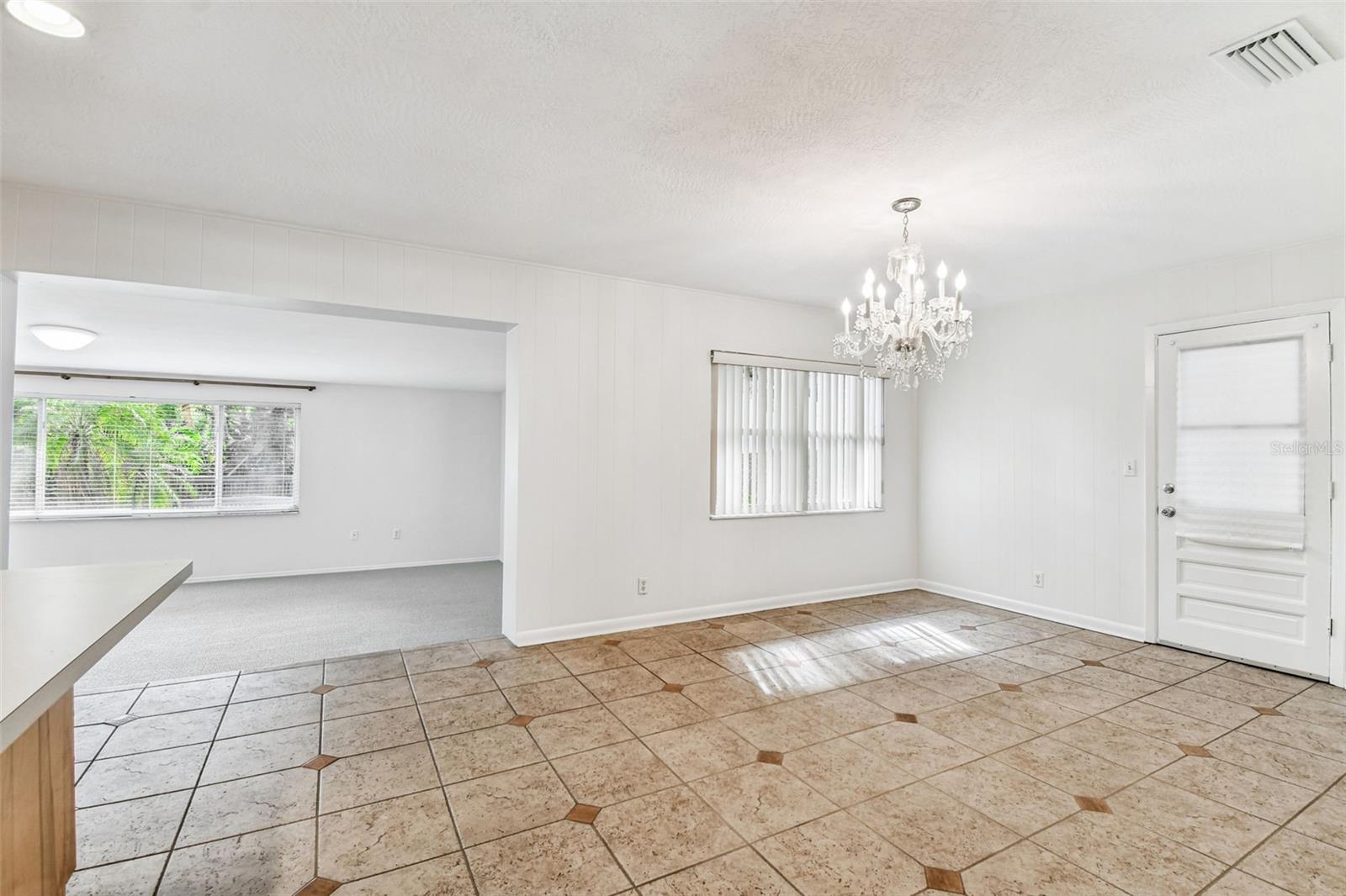 4508 Henderson Blvd Property Photo 10
