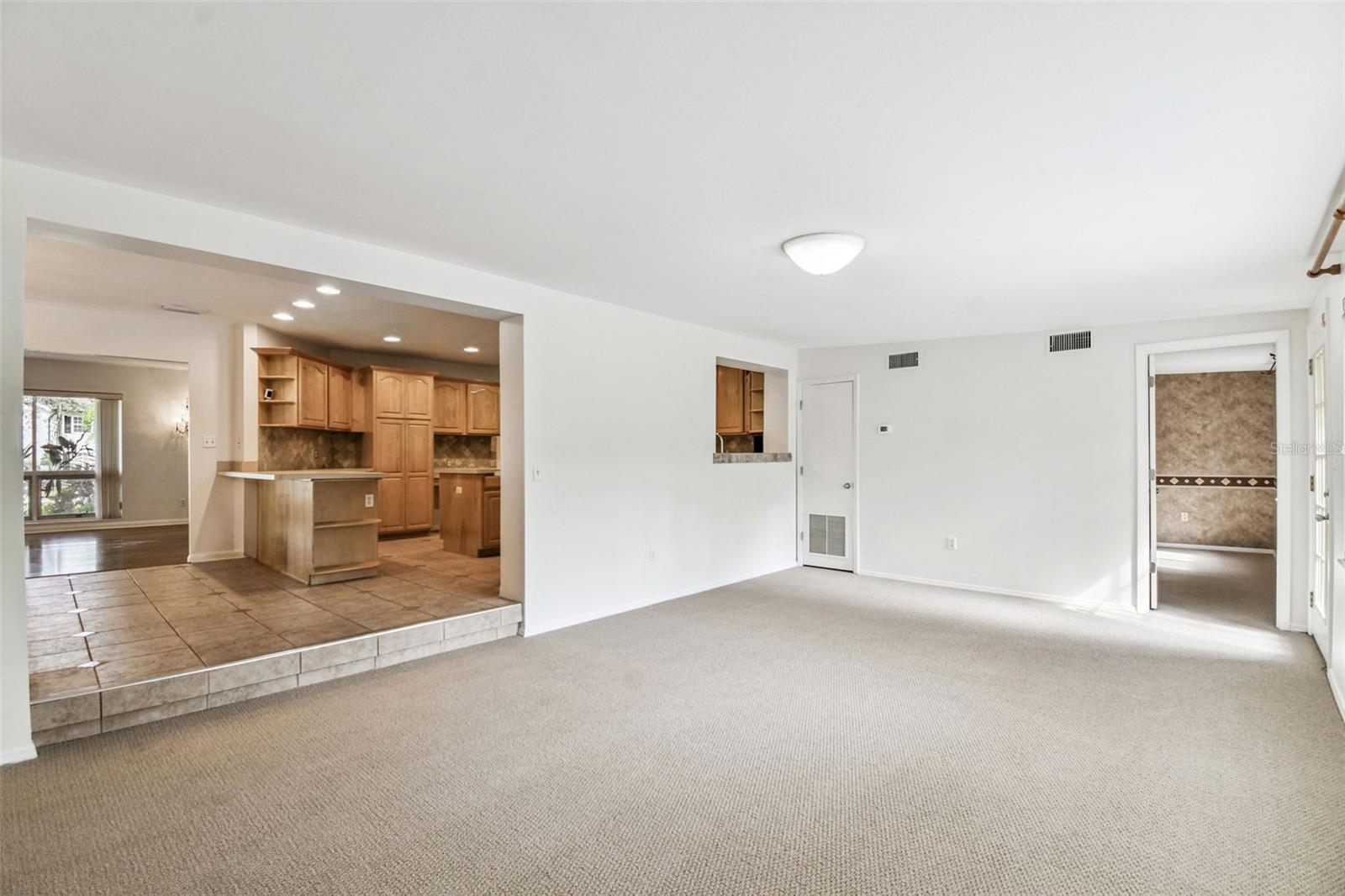 4508 Henderson Blvd Property Photo 11