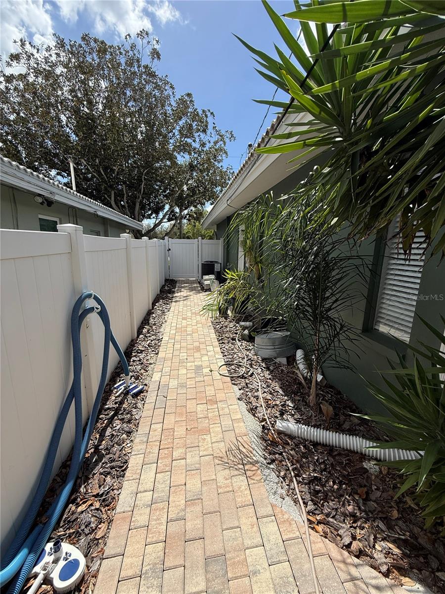 2058 Nursery Rd Property Photo 21