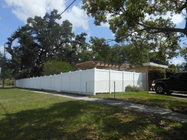 2925 W Paris St Property Photo 2
