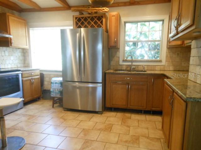 2925 W Paris St Property Photo 8