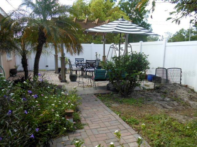 2925 W Paris St Property Photo 18