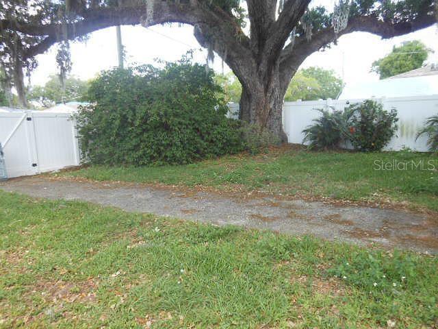 2925 W Paris St Property Photo 20