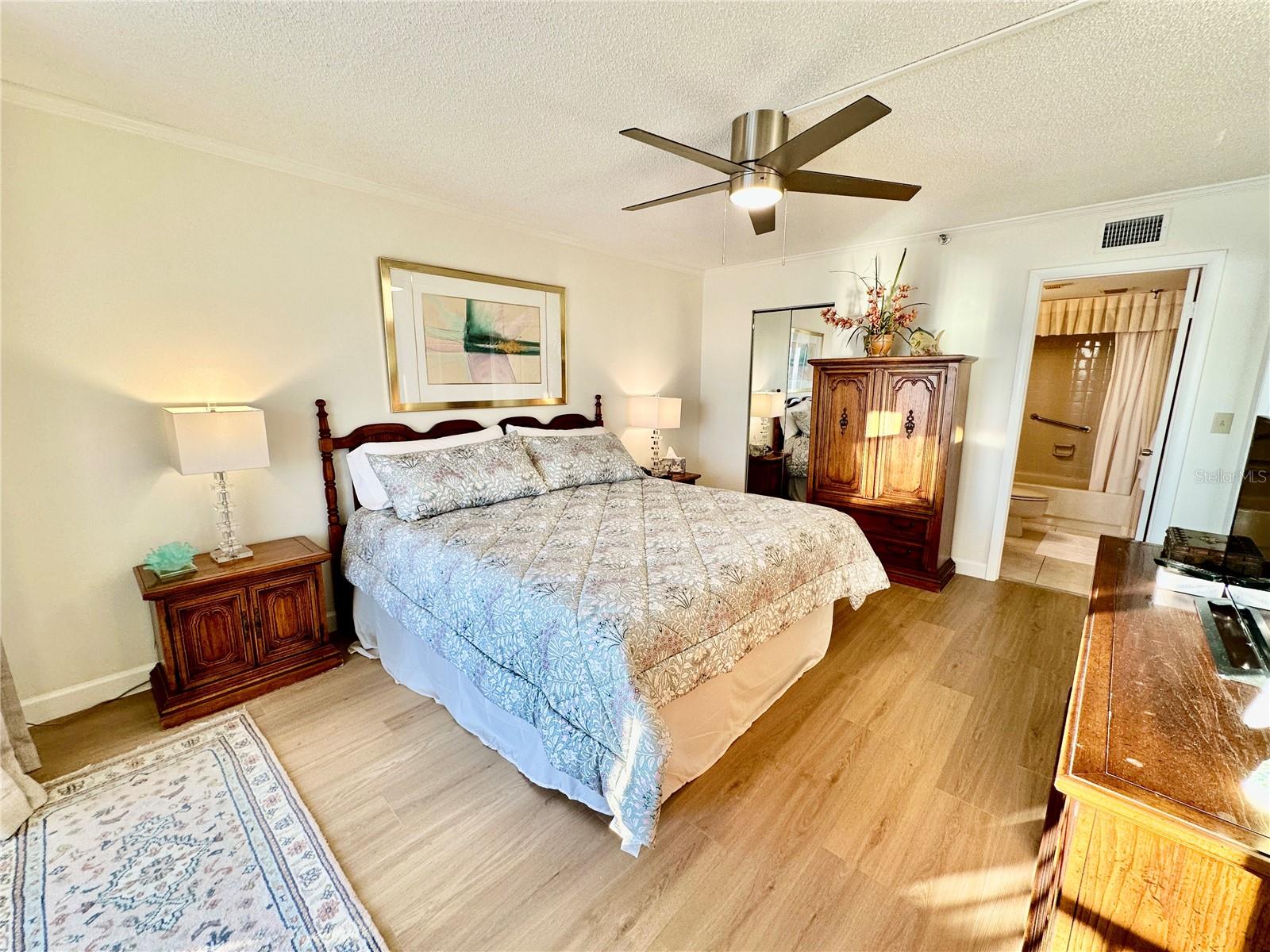 15462 Gulf Blvd #501 Property Photo 13