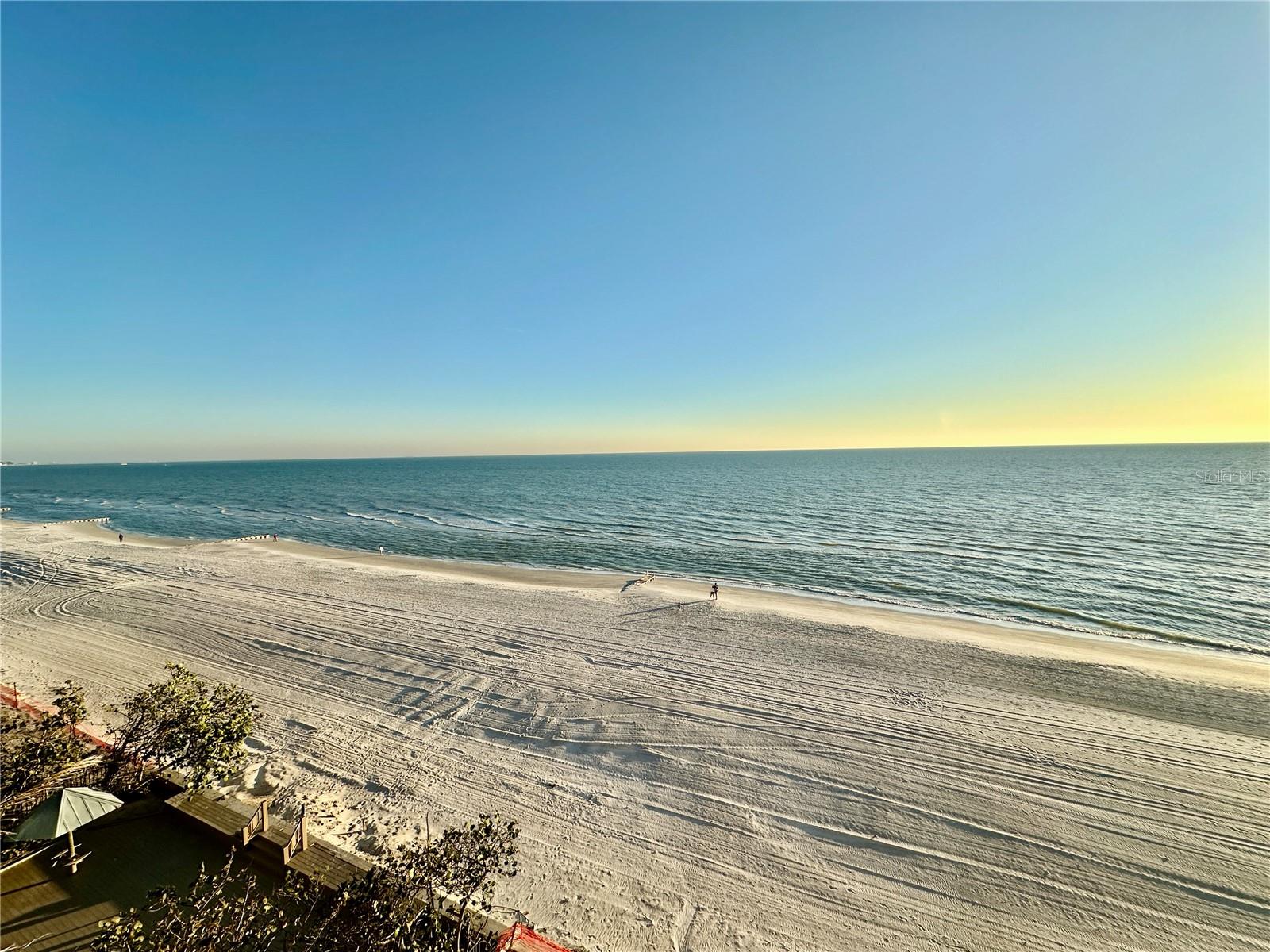 15462 Gulf Blvd #501 Property Photo 24