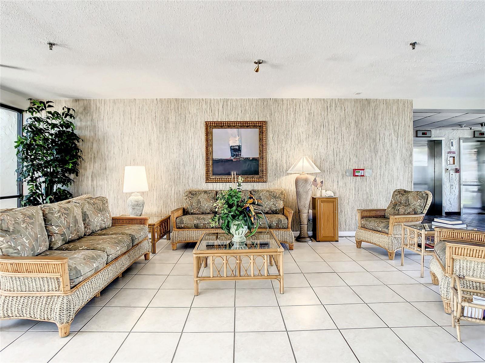 15462 Gulf Blvd #501 Property Photo 27