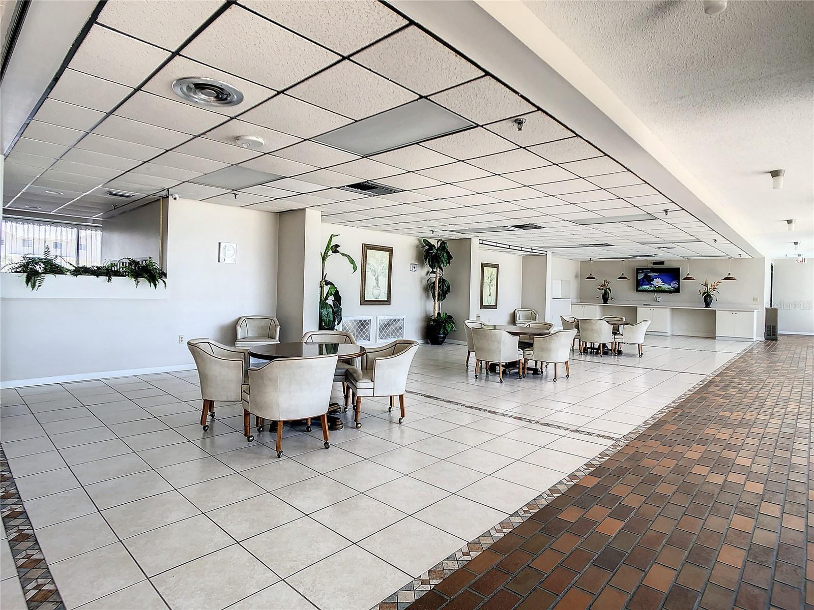 15462 Gulf Blvd #501 Property Photo 32
