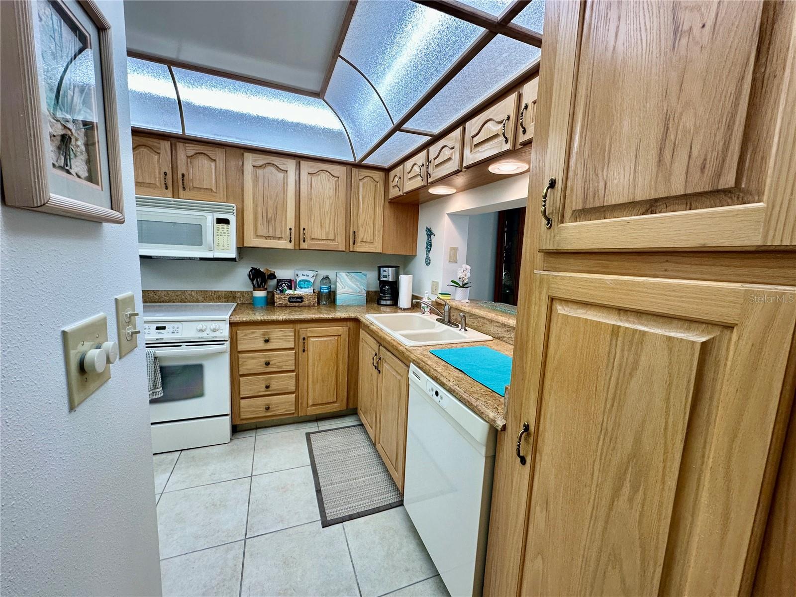 15462 Gulf Blvd #501 Property Photo 51