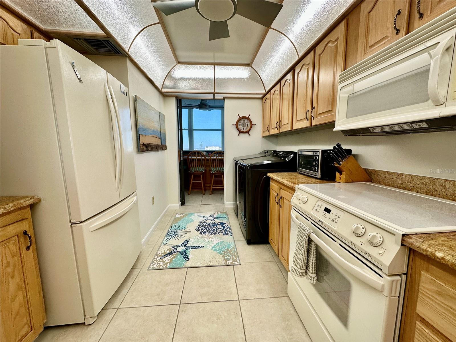 15462 Gulf Blvd #501 Property Photo 54