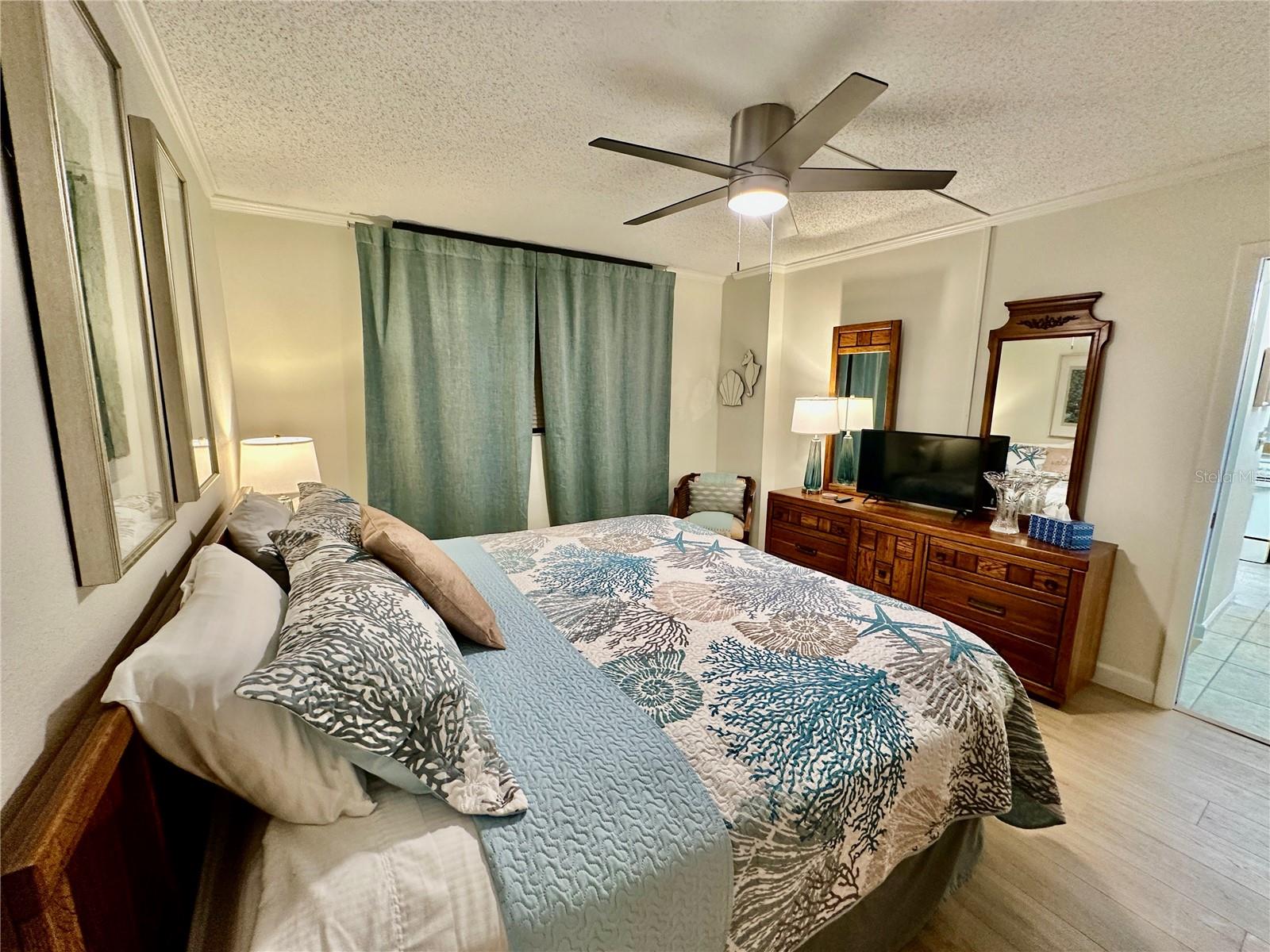 15462 Gulf Blvd #501 Property Photo 76