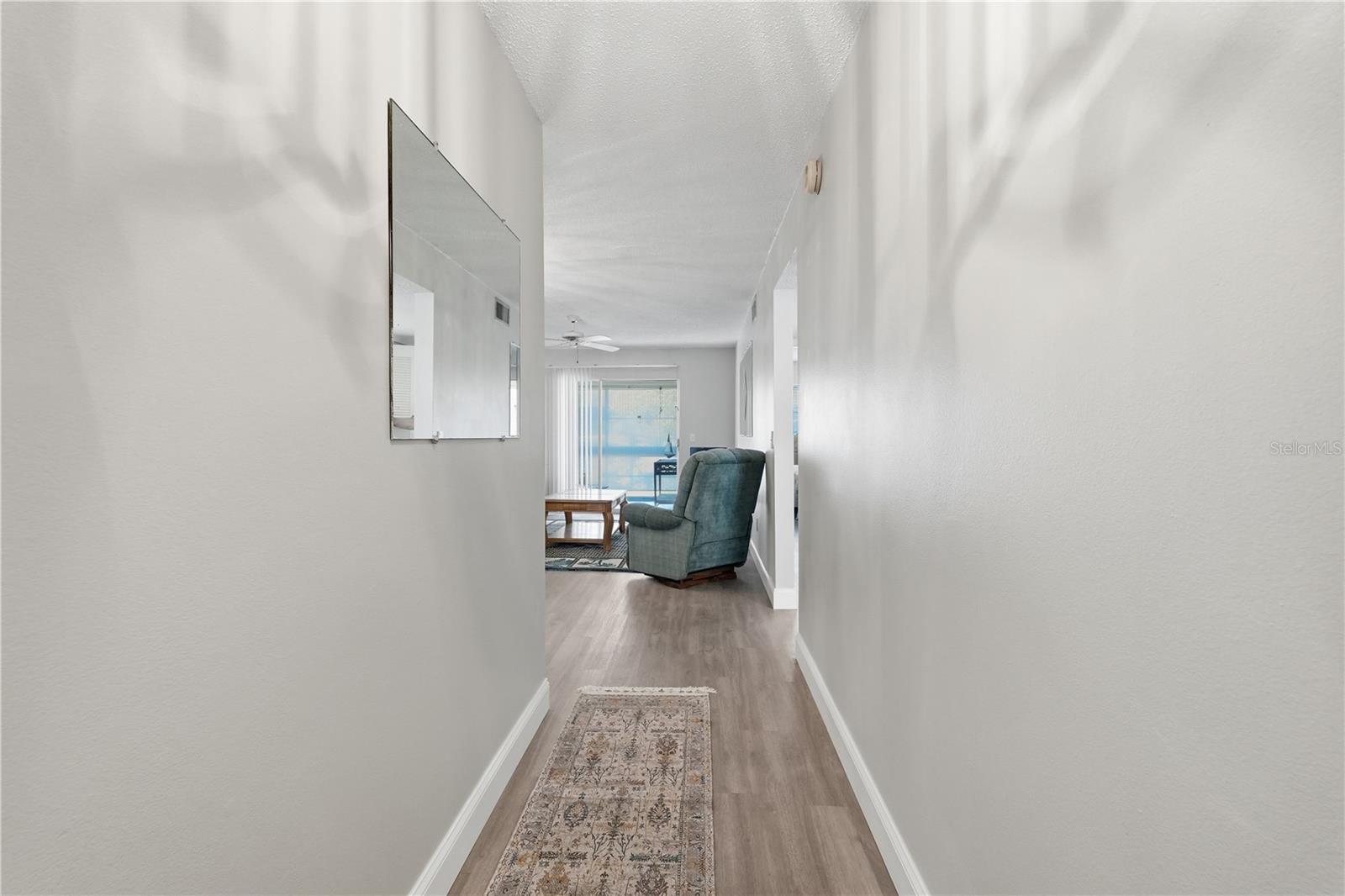 2750 E Bay Dr #14e Property Photo 8