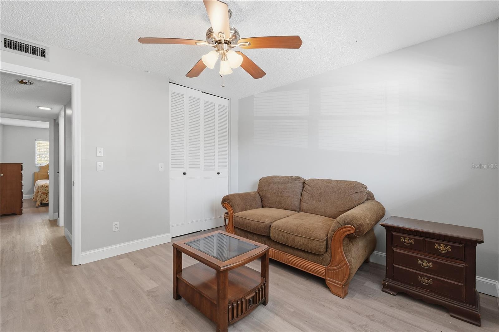 2750 E Bay Dr #14e Property Photo 27