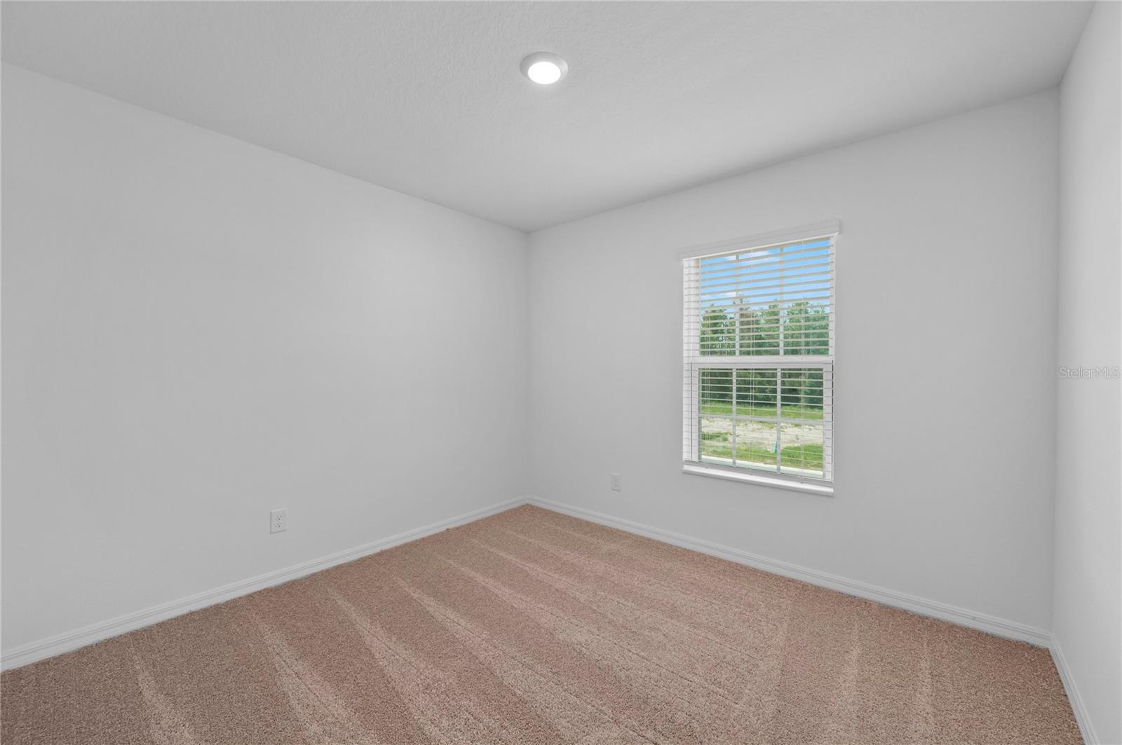 576 Bay Leaf Dr Property Photo 21