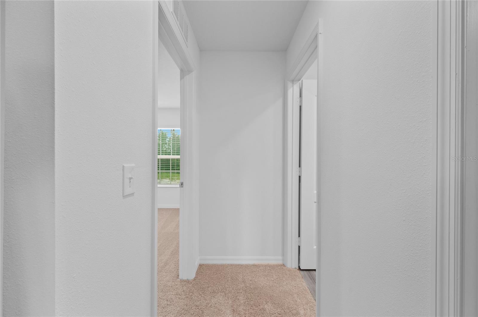 560 Bay Leaf Dr Property Photo 20