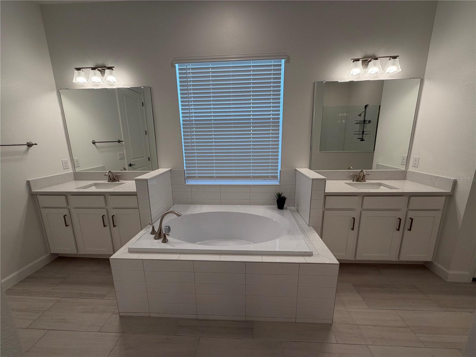 17165 Scuba Crest St Property Photo 27