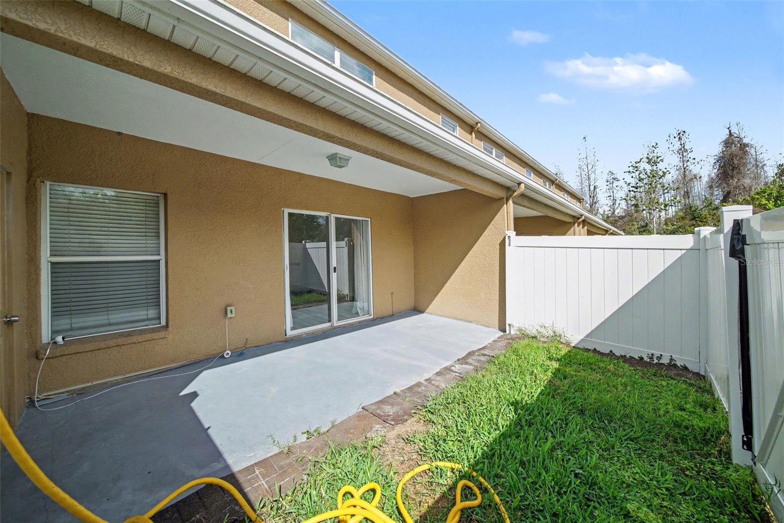 1246 Charlesworth Dr Property Photo 23