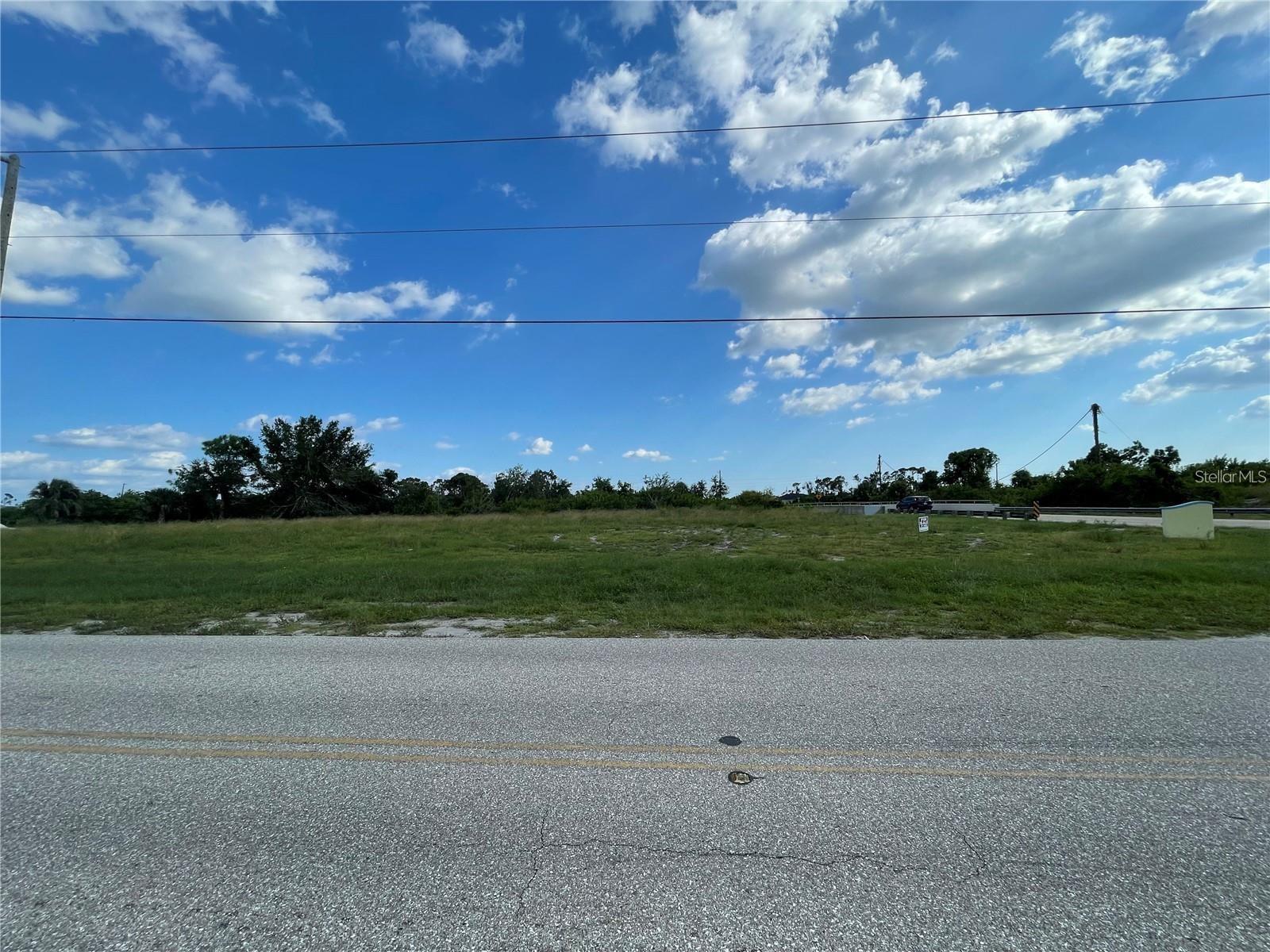 12743 Foresman Blvd Property Photo 5