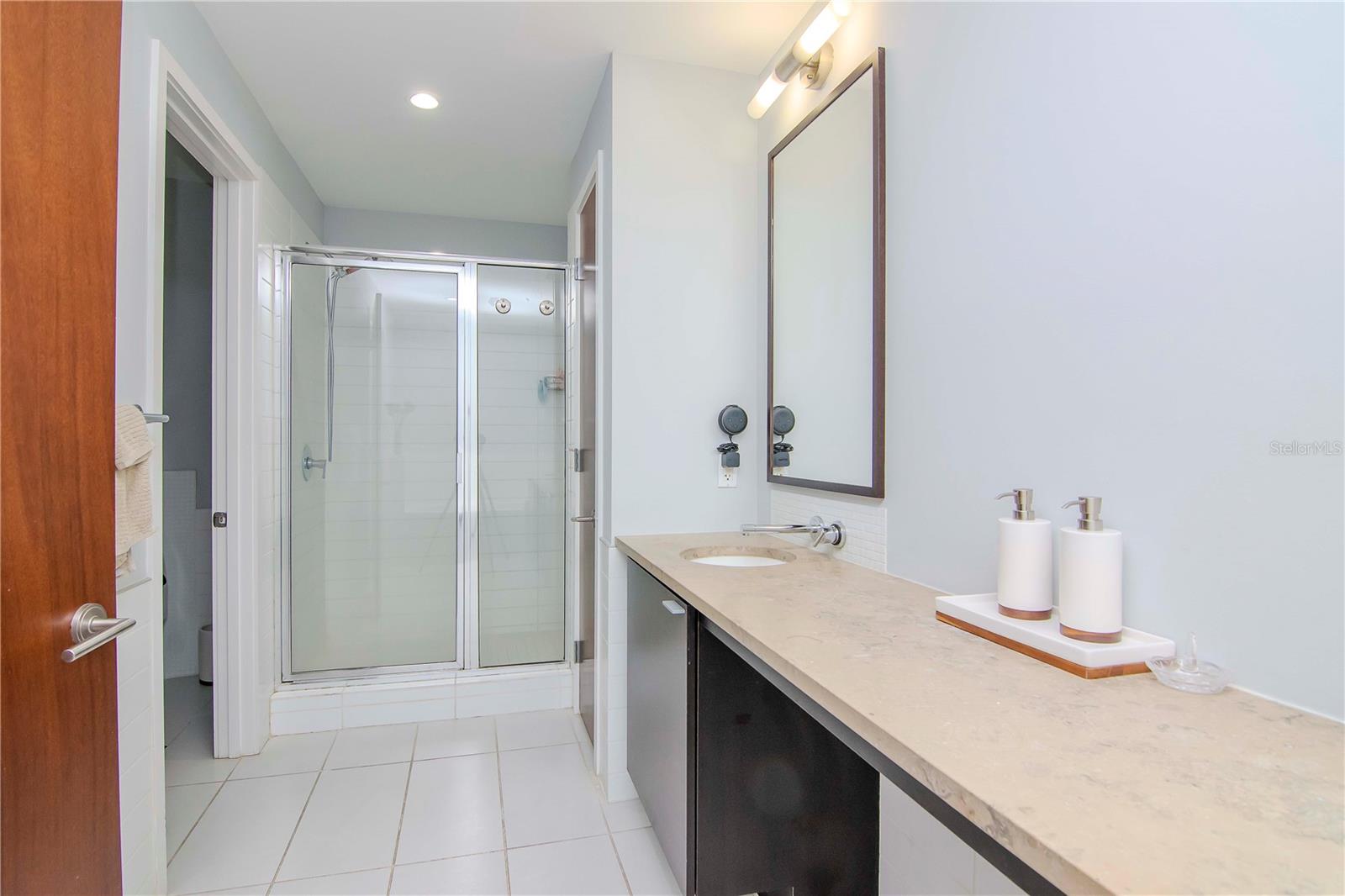 111 N 12th St #1523 Property Photo 10