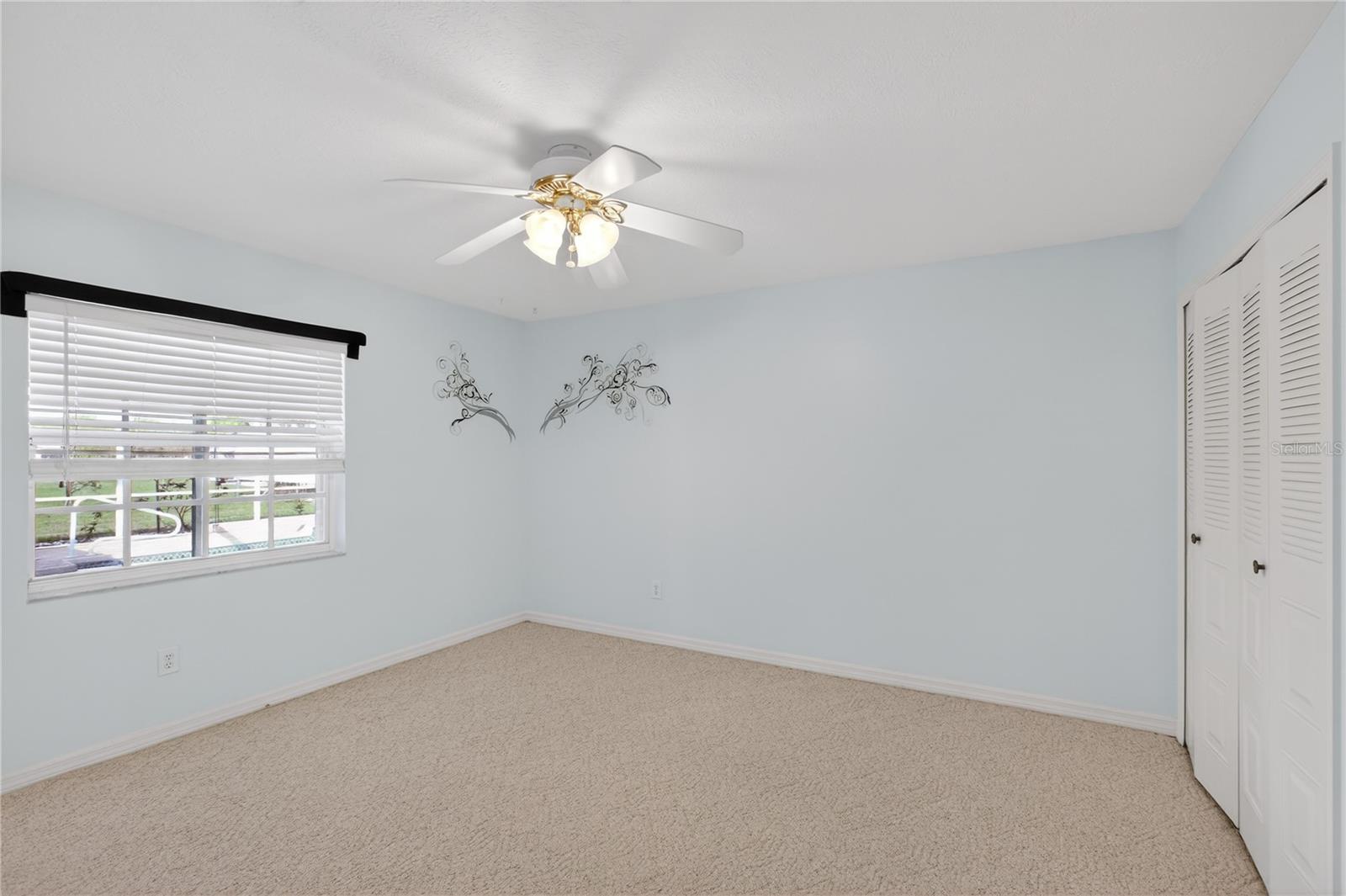 2065 Oak Beach Blvd Property Photo 16