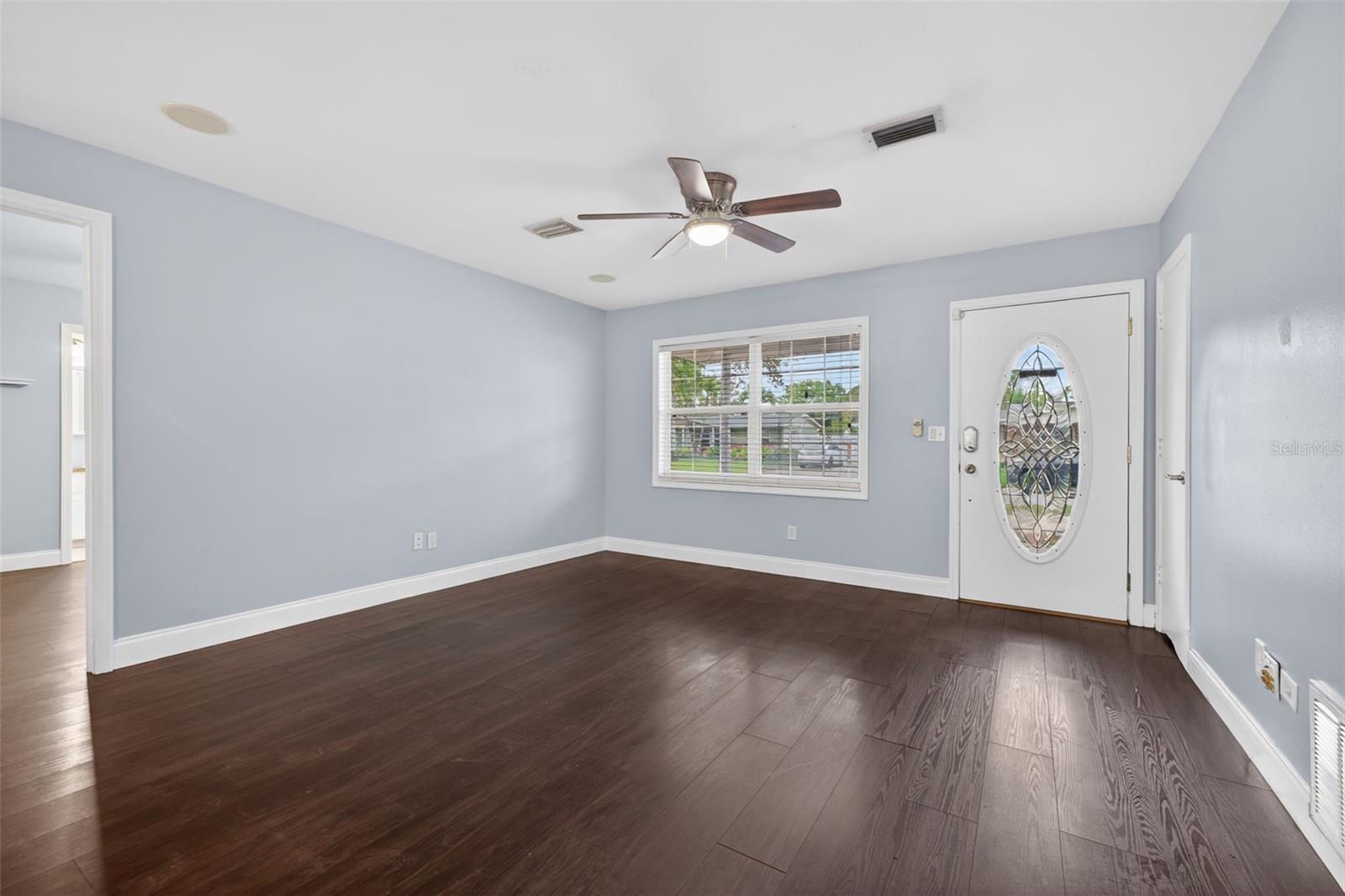 1414 85th Ave N Property Photo 5