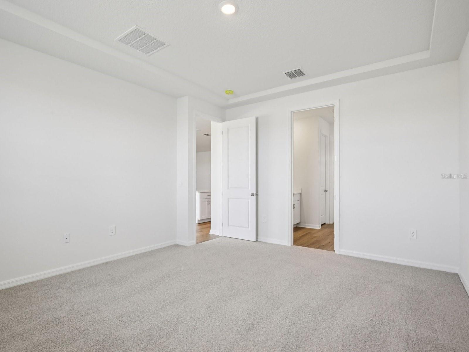 13220 Shellmore Ave Property Photo 13