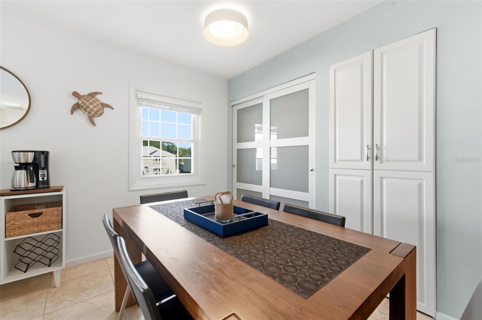 5174 Beach Dr Se #d Property Photo 10