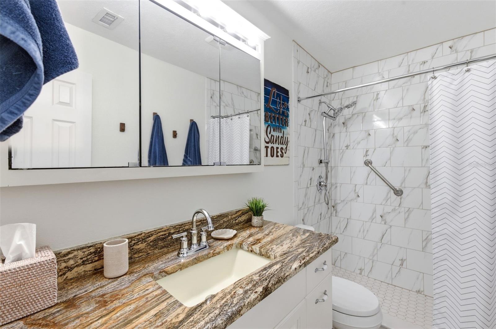 5174 Beach Dr Se #d Property Photo 17