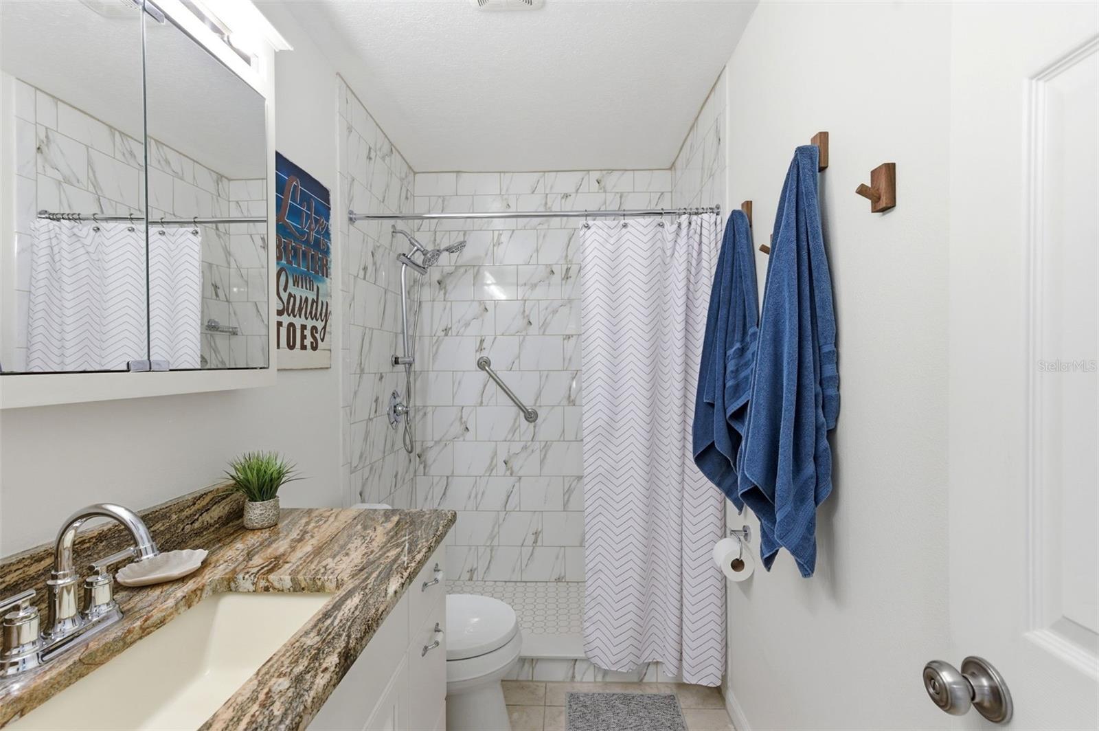 5174 Beach Dr Se #d Property Photo 18