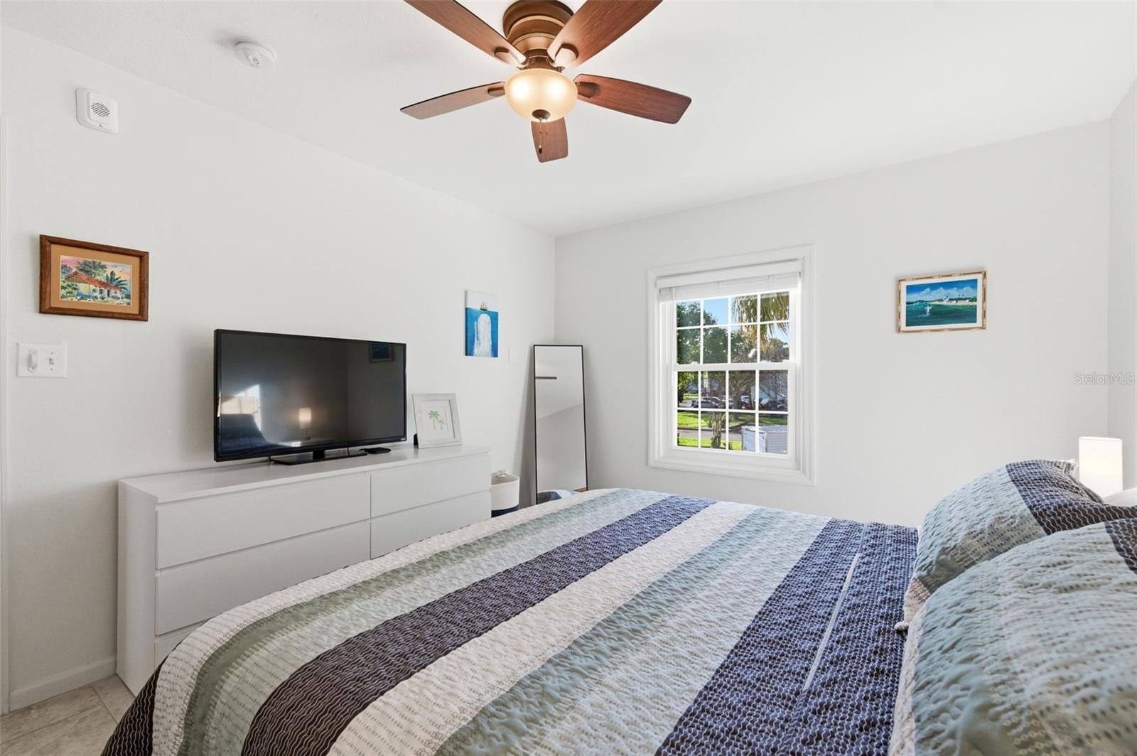 5174 Beach Dr Se #d Property Photo 20