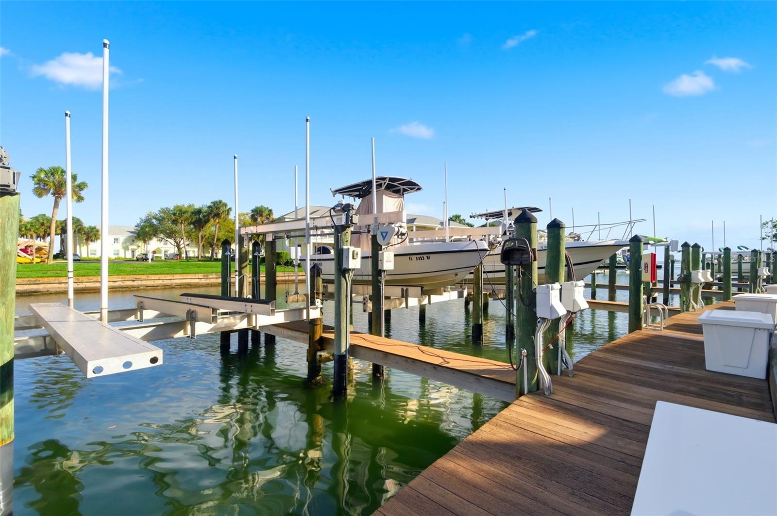 5174 Beach Dr Se #d Property Photo 33