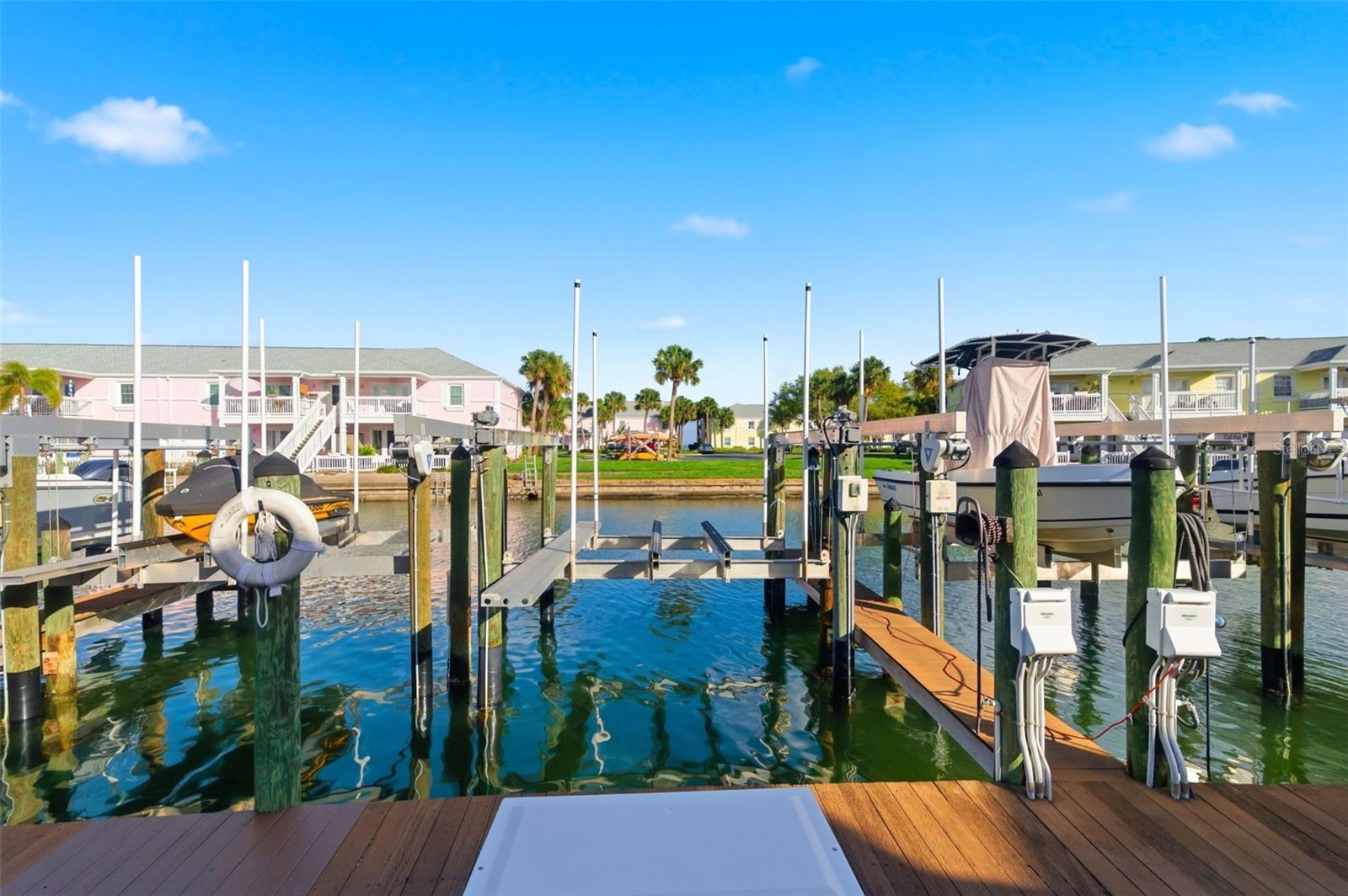 5174 Beach Dr Se #d Property Photo 35
