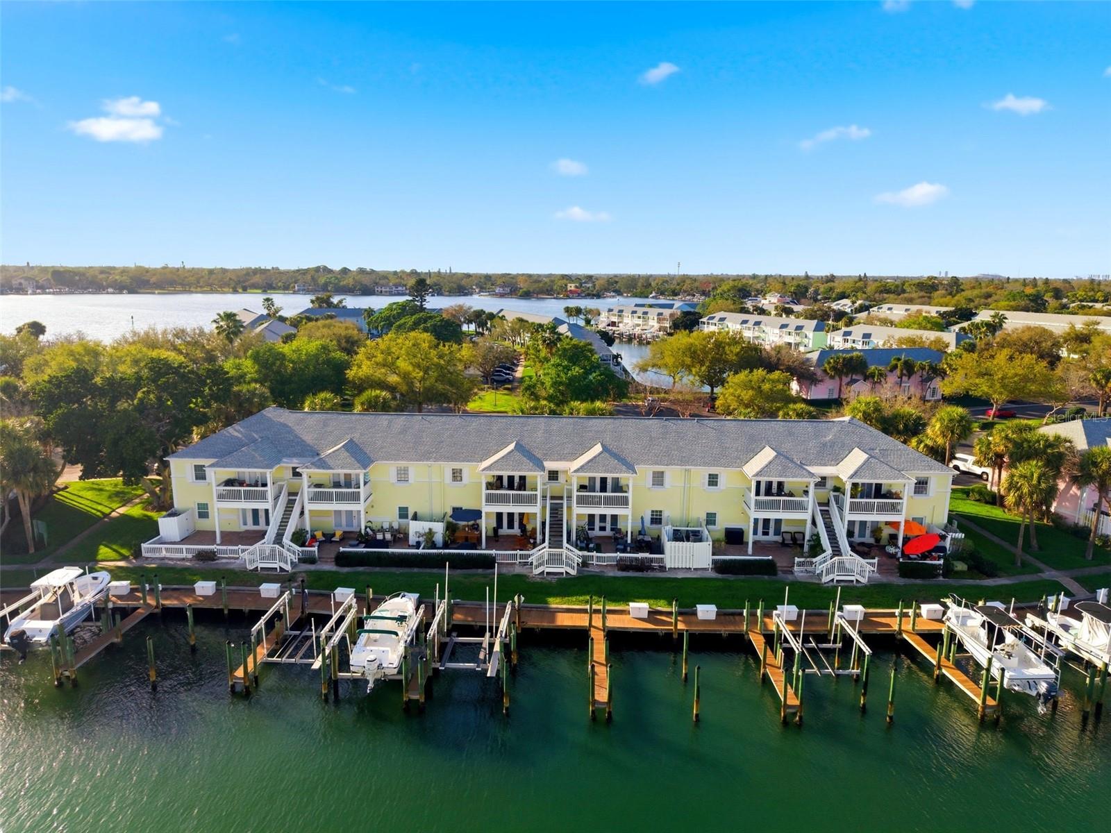 5174 Beach Dr Se #d Property Photo 48