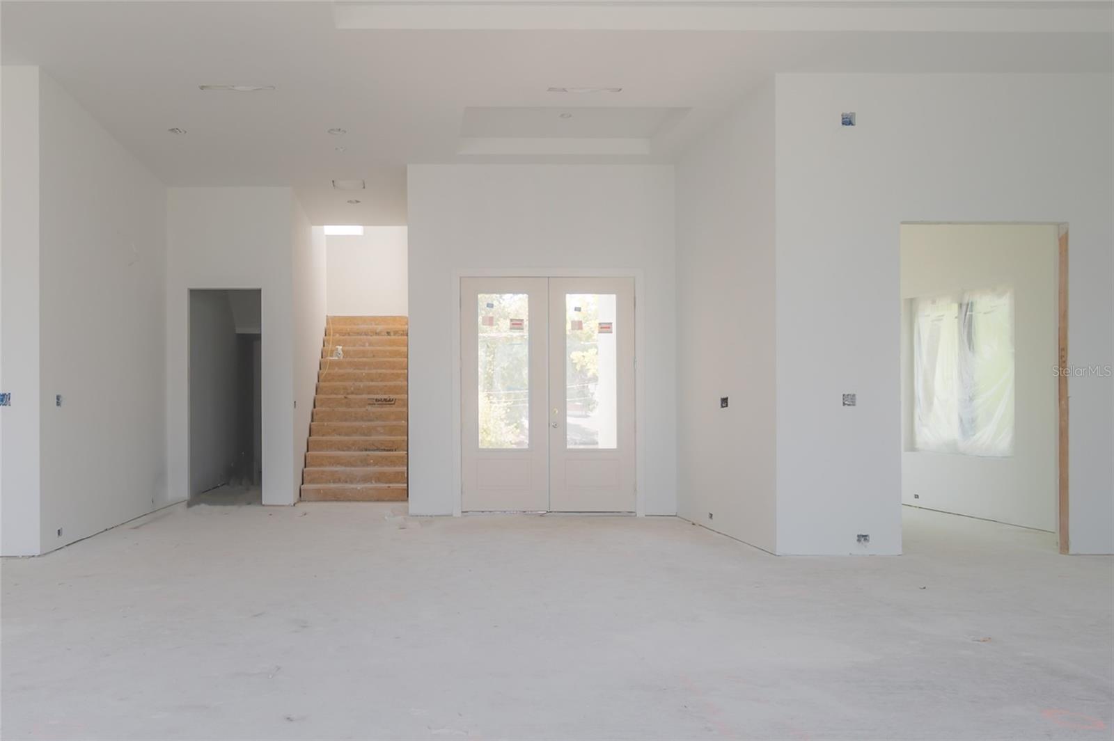 654 Geneva Pl Property Photo 13