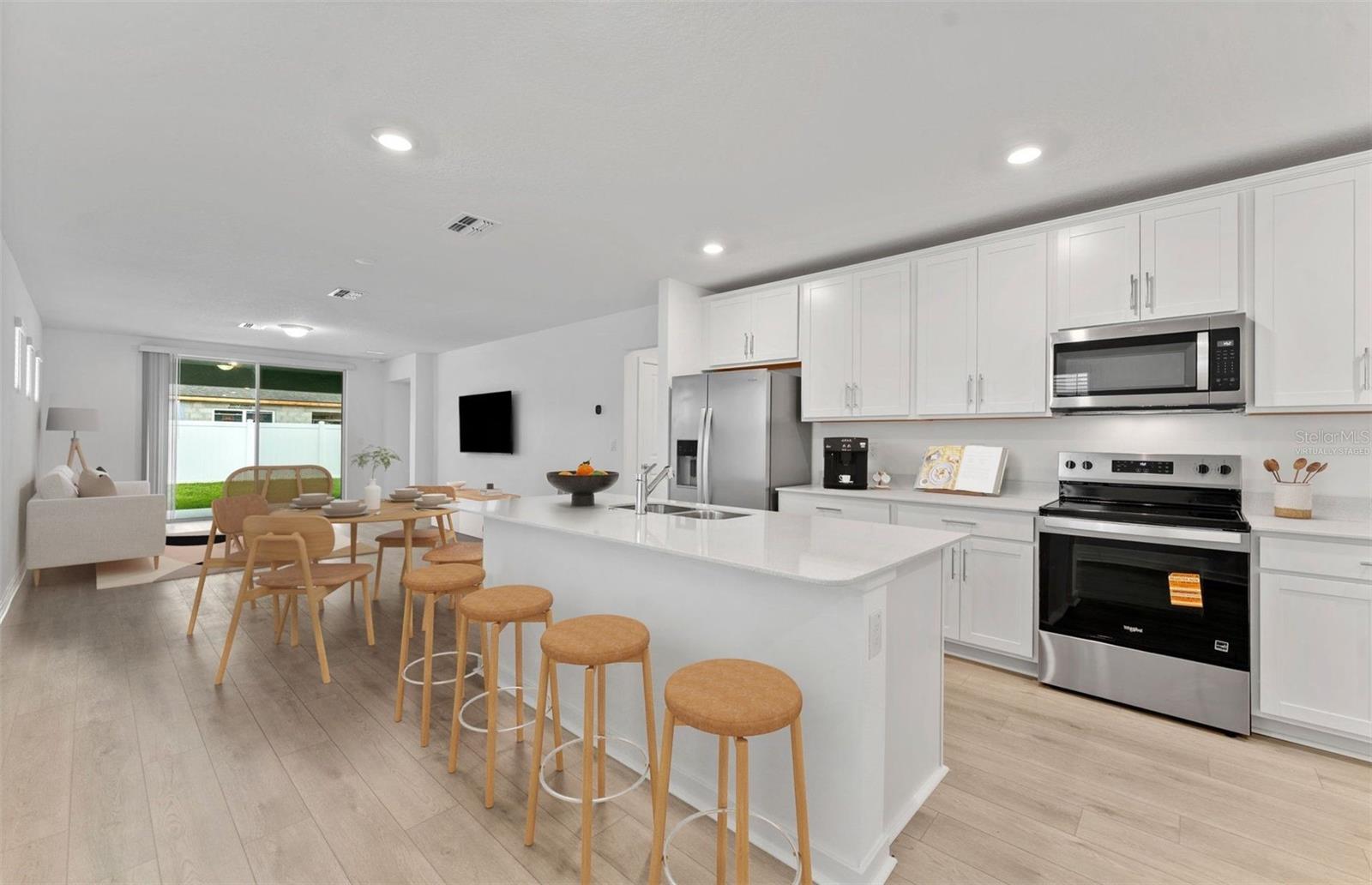 3741 Hornbeam Rd Property Photo 2