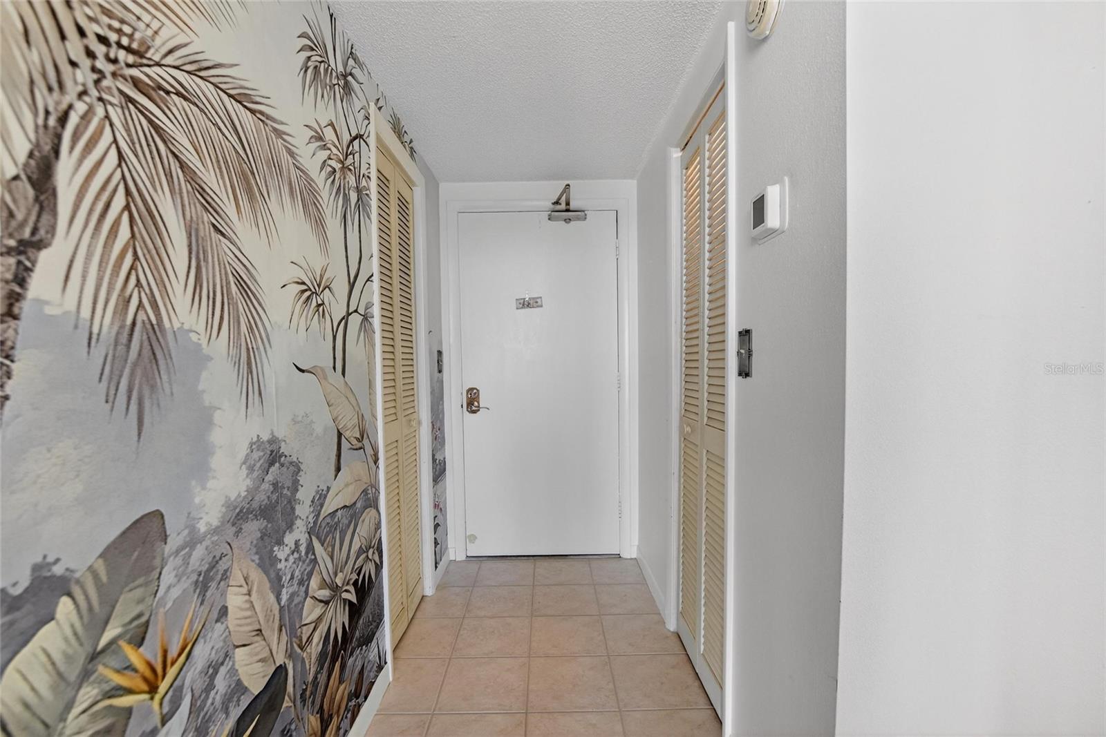100 Pierce St #703 Property Photo 8