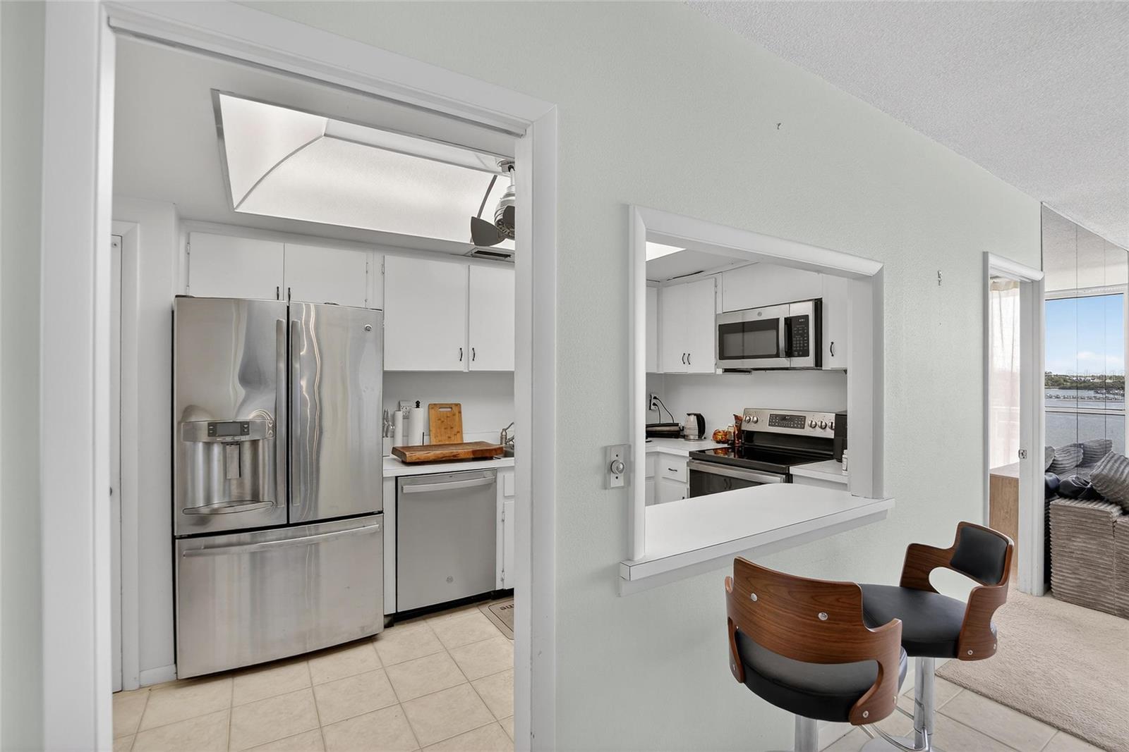 100 Pierce St #703 Property Photo 12