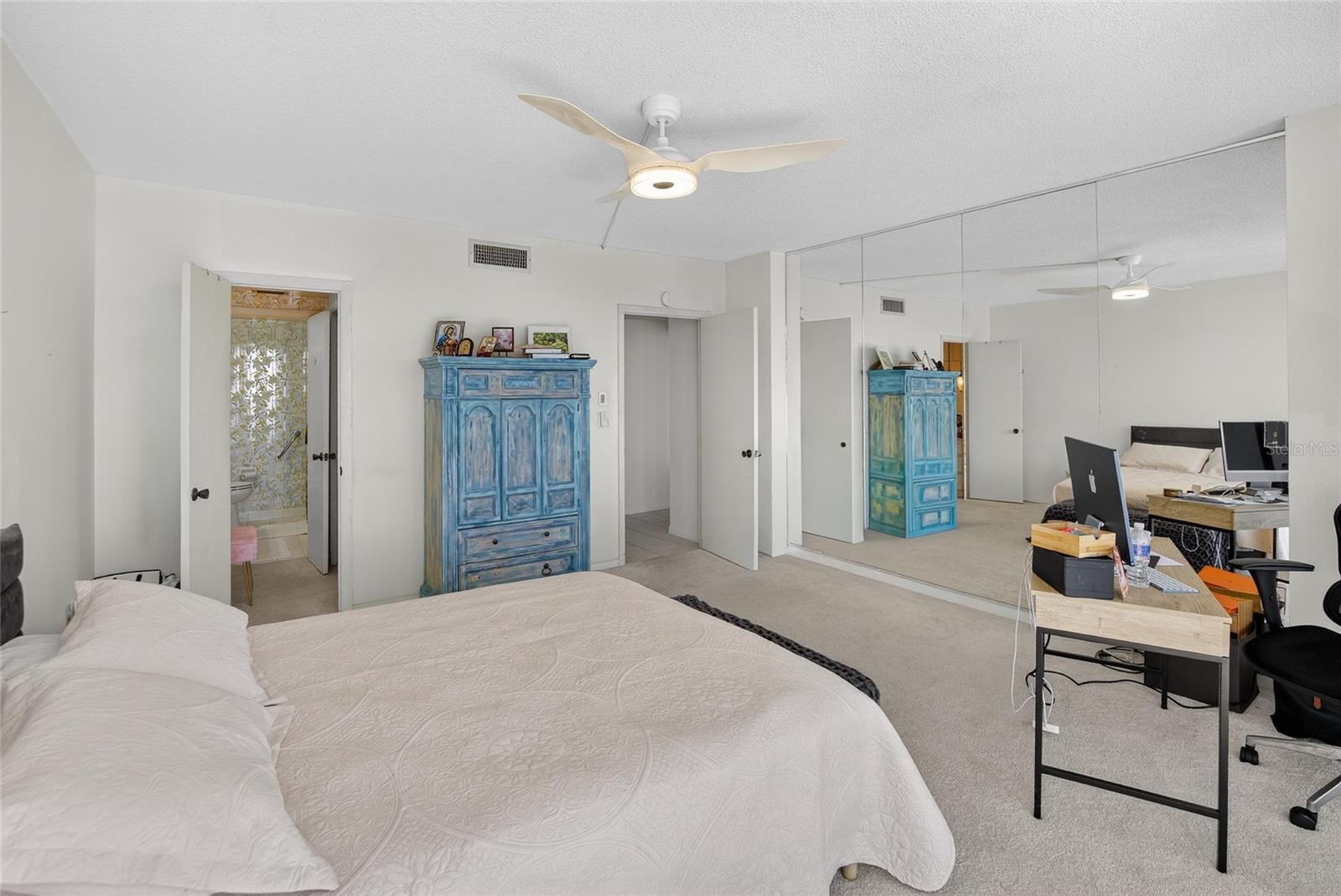 100 Pierce St #703 Property Photo 31