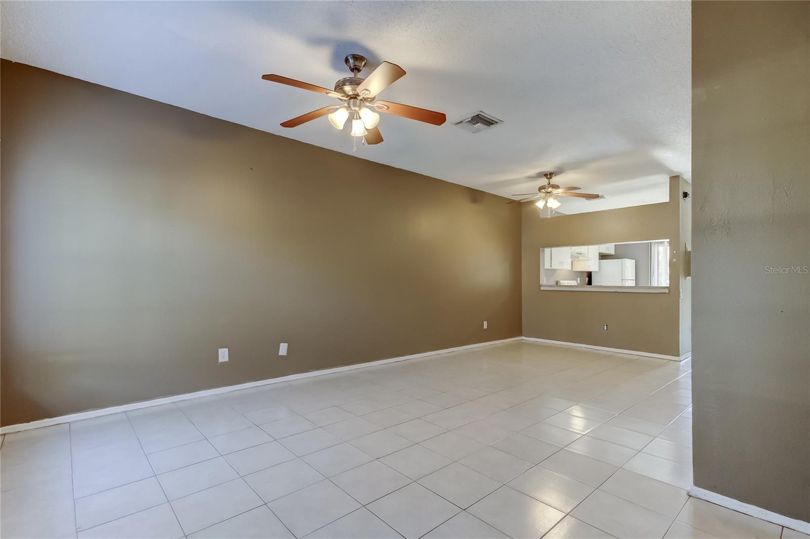 6318 Bayside Key Dr Property Photo 2