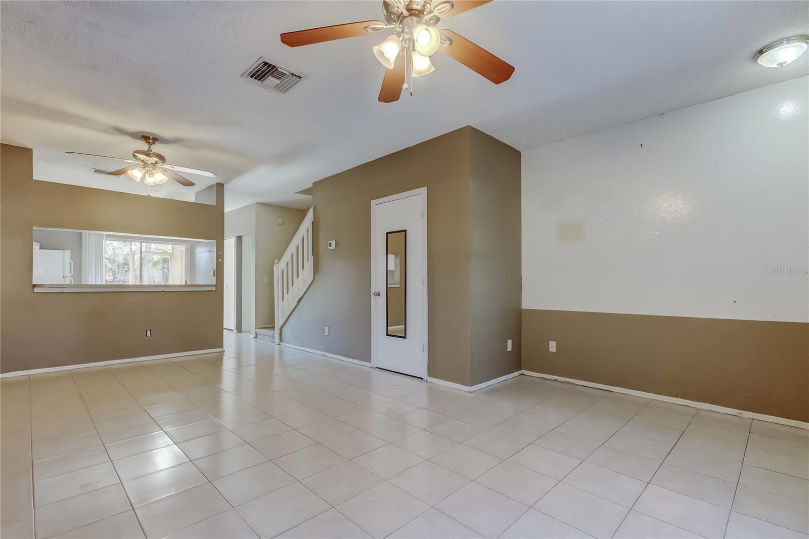 6318 Bayside Key Dr Property Photo 3